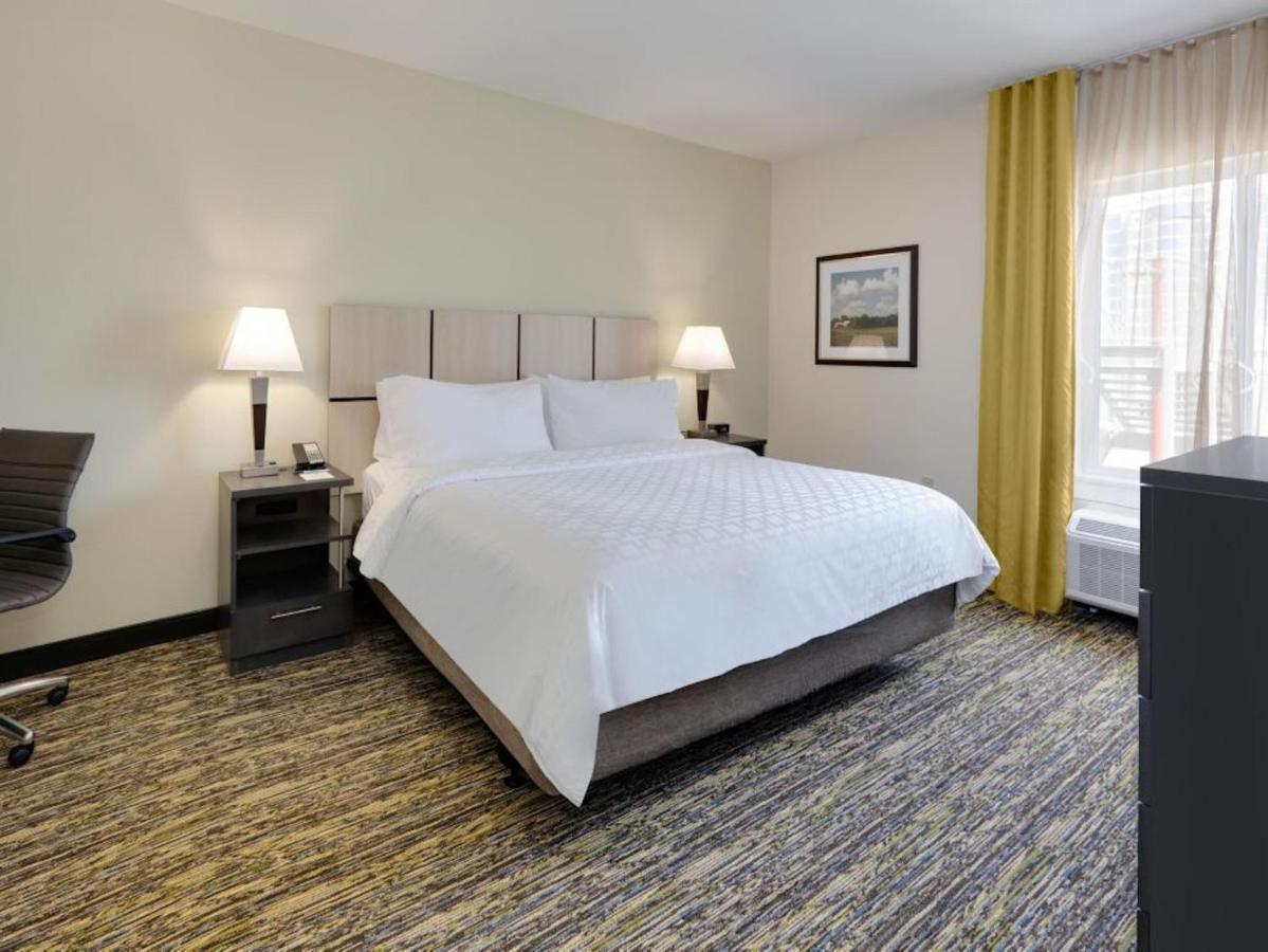 Candlewood Suites Philadelphia - Airport Area By Ihg Chester Exterior foto